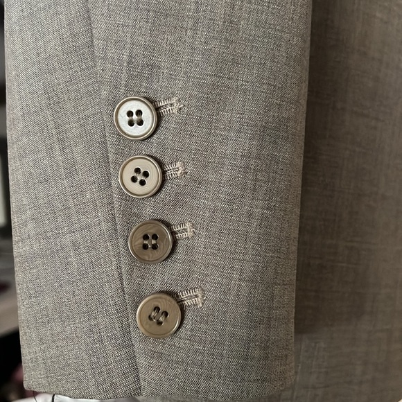 Theory wool blazer: 2-button structured shoulders/darted front/refined fit. - Picture 2 of 9